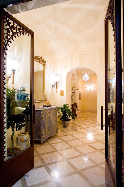 Palazzo Guardati 4*