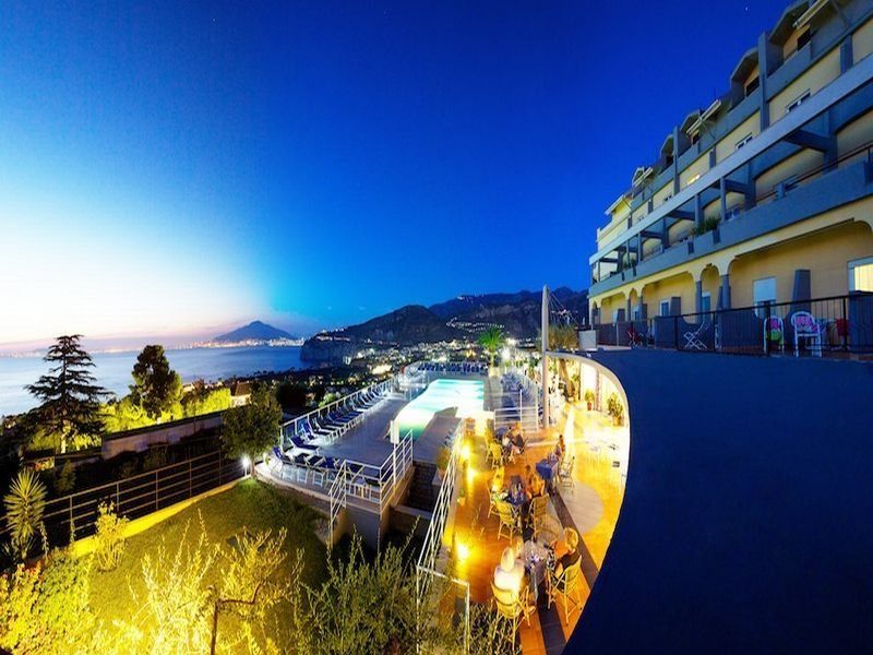 Hotel Art Gran Paradiso