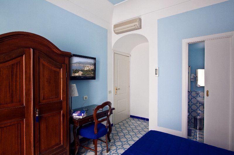 Hotel Mignon Meuble 3*