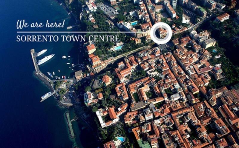 Palazzo Tasso Bed & Breakfast