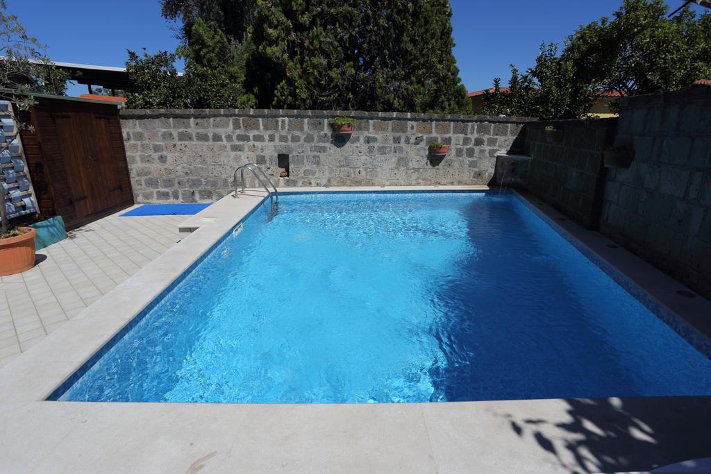 Ambrosio Relais