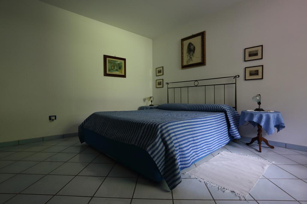 Acomodação com café da manhã  Ambrosio Relais 2*
