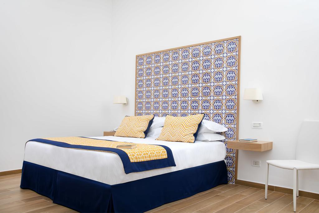 Miramare Hotel 4*
