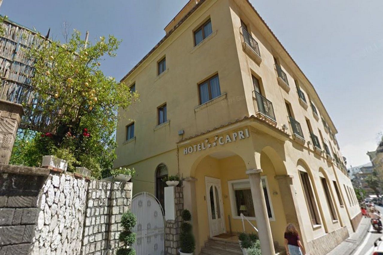 Capri Hotel 4*