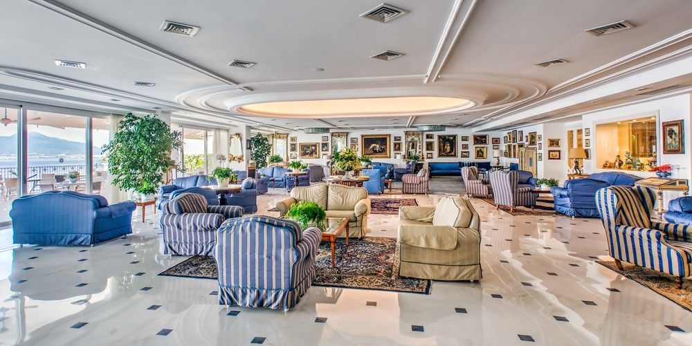 Grand Riviera Sorrento