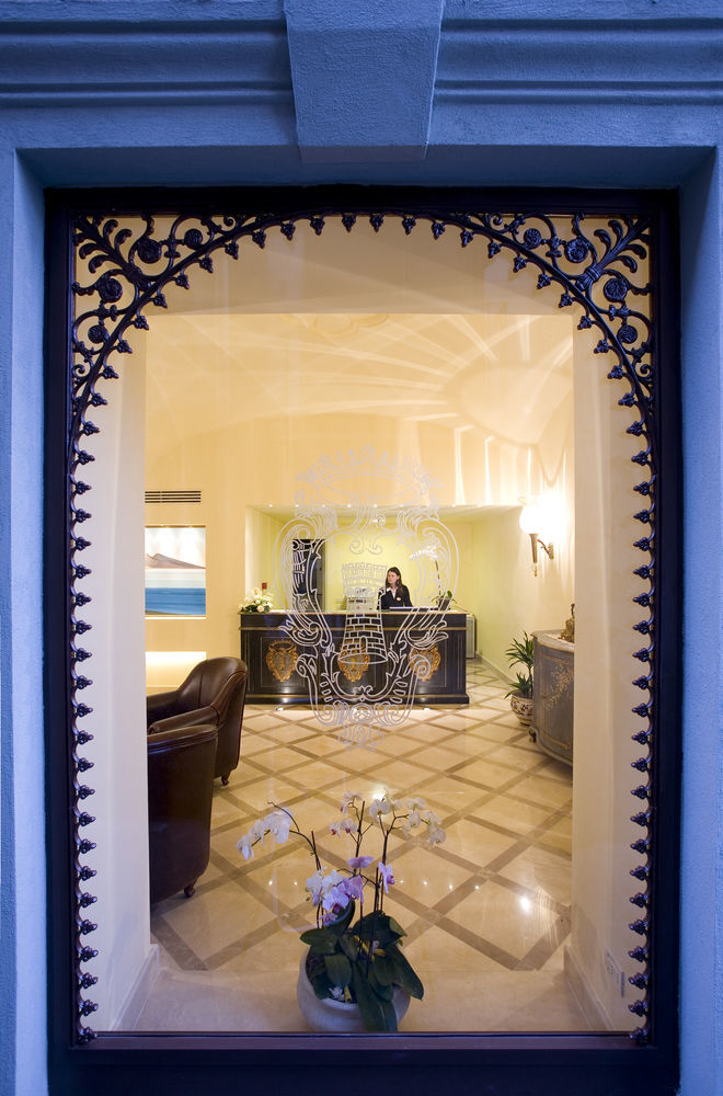 Palazzo Guardati Hotel