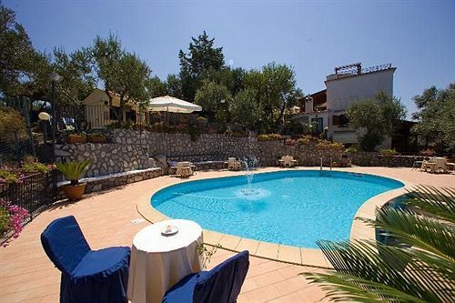 Villaggio Lubrense Hotel 3*