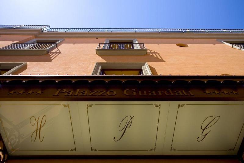 Hotel Palazzo Guardati 4*