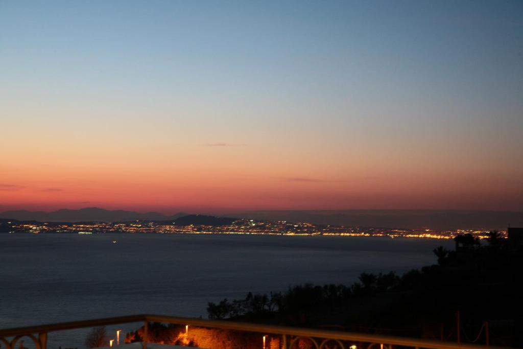 Prestige Hotel 4*