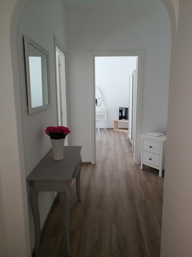 Lucy Apartment