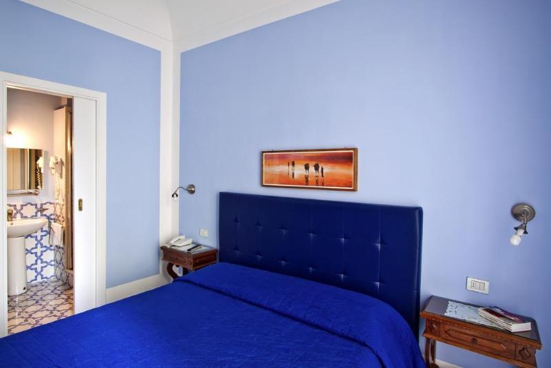 Mignon Meuble Hotel