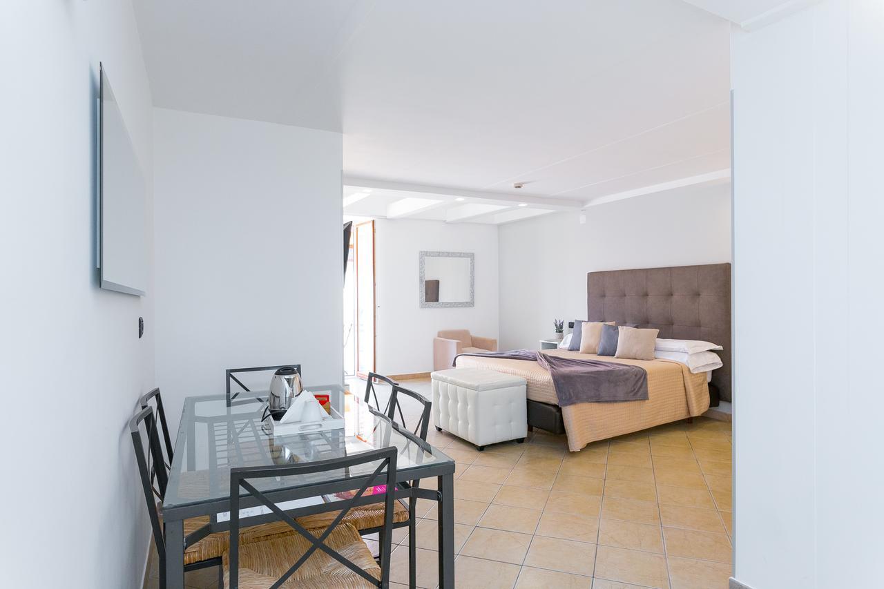 Rivoli 3*