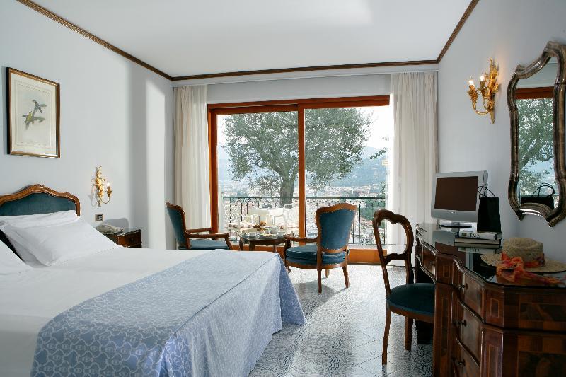 Hotel Grand Capodimonte 4*