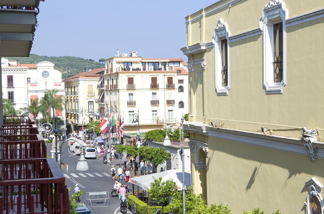 Casa de hóspedes Palazzo Spasiano - Center 3*