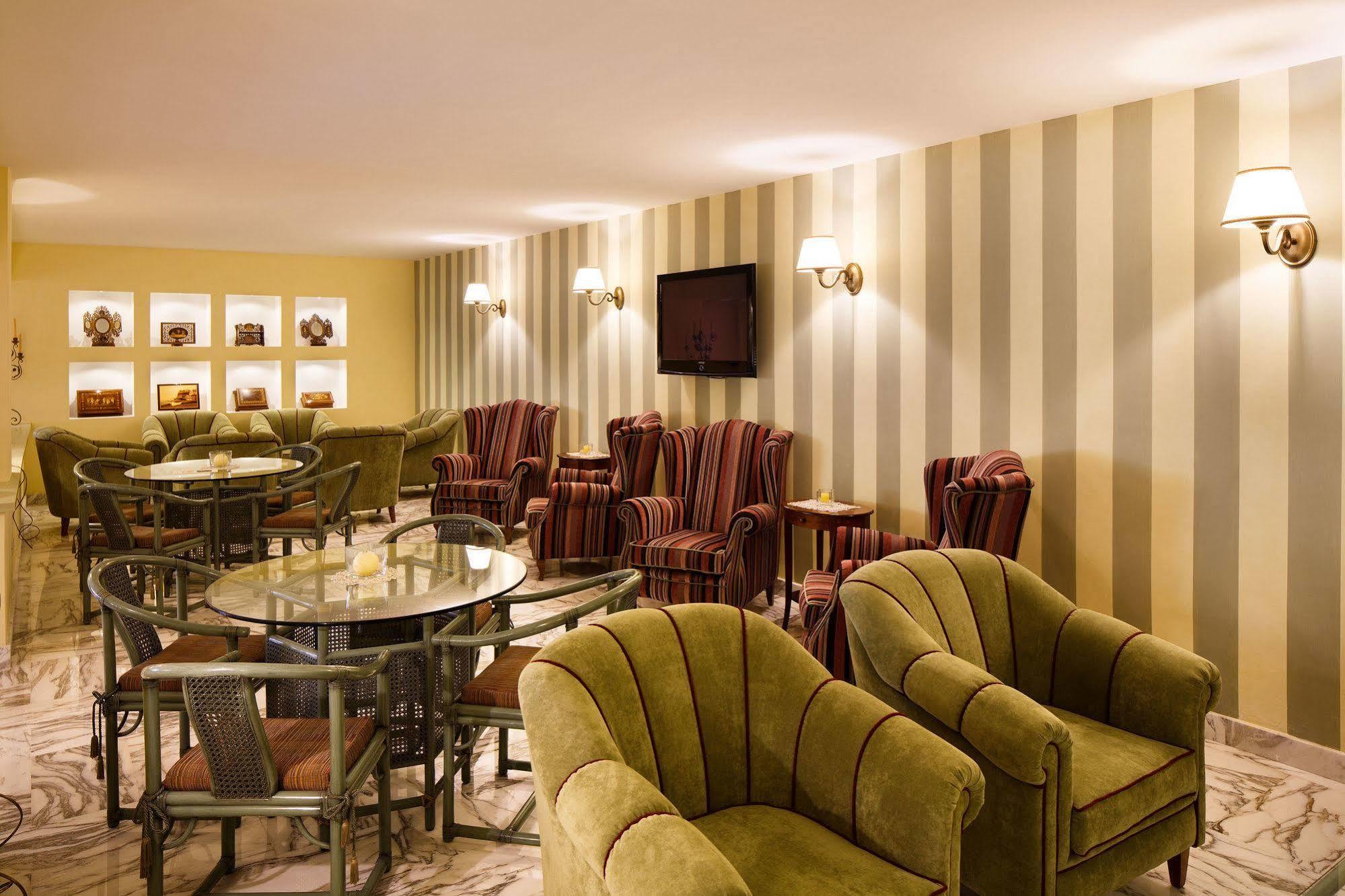 Hotel Girasole
