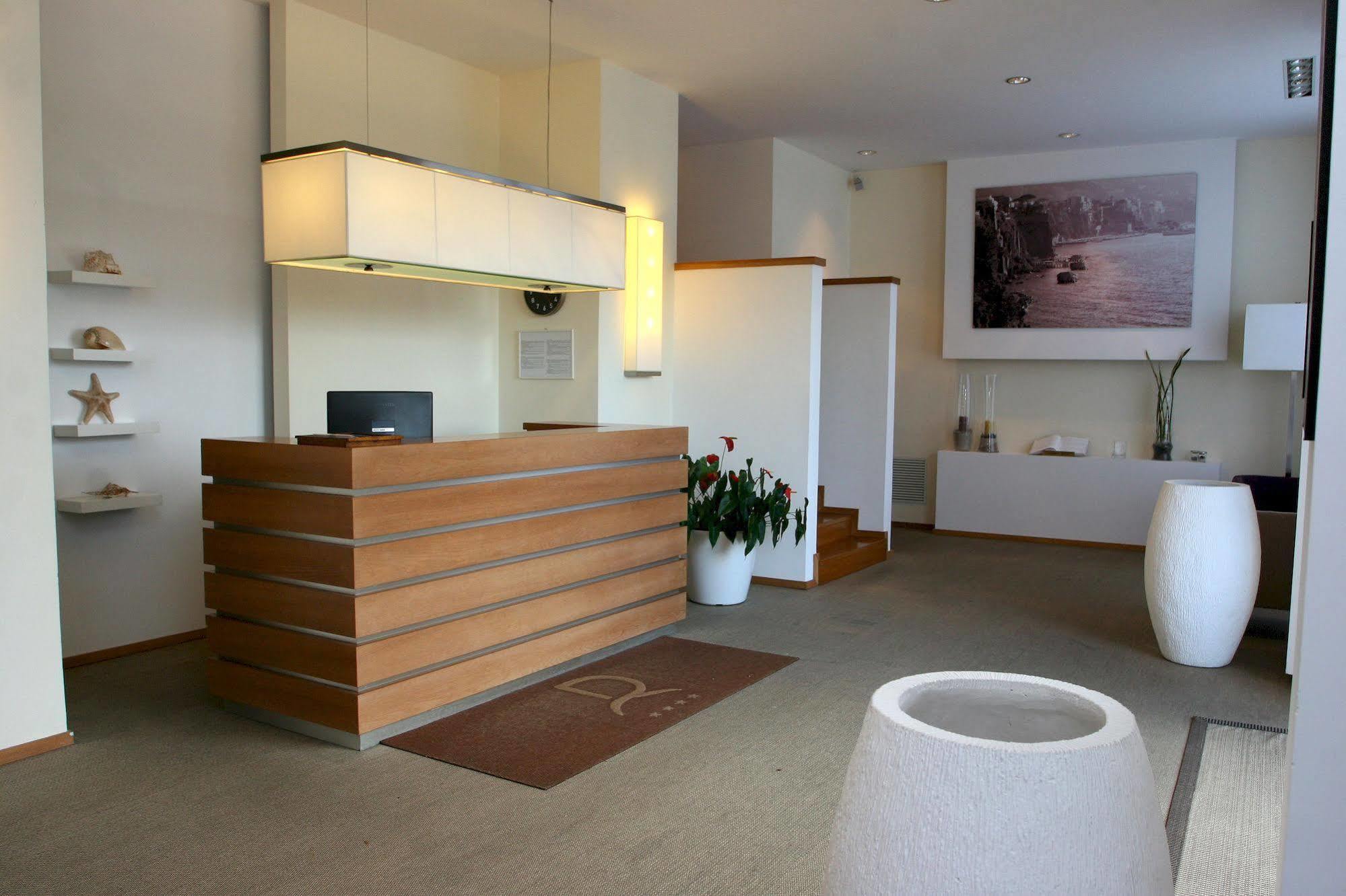 Rota Aparthotel Sorrento