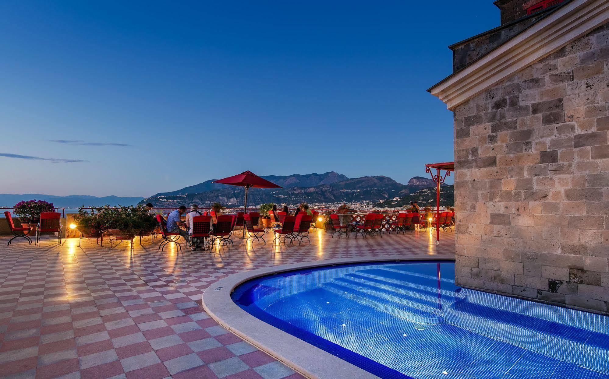 Minerva Hotel 4*