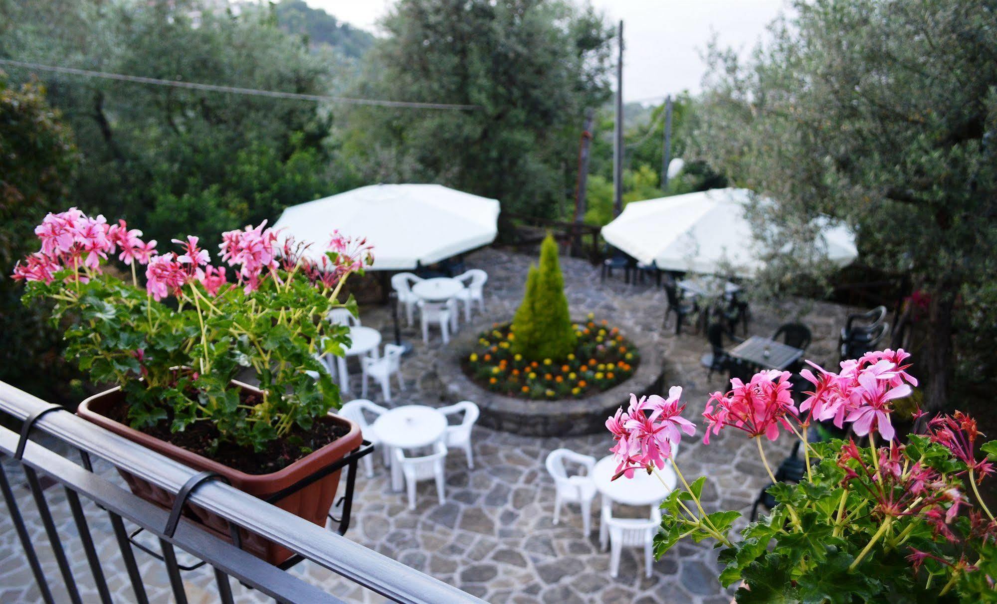 Il Casale 2*