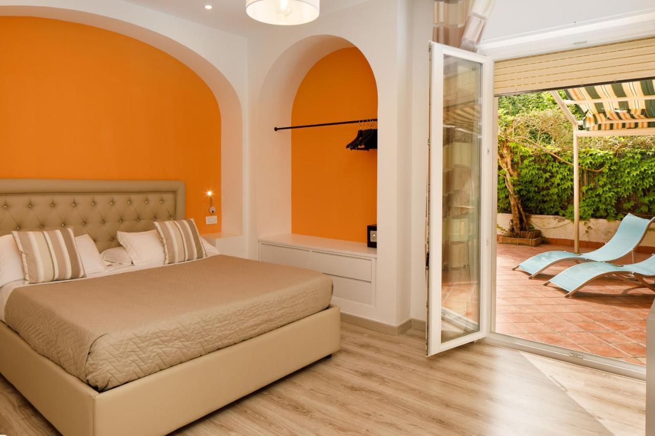 Comfort Con Piscina 3* Sorrento