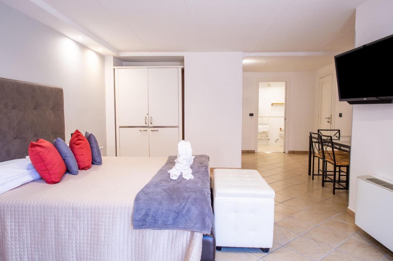 Rivoli Hotel 3*