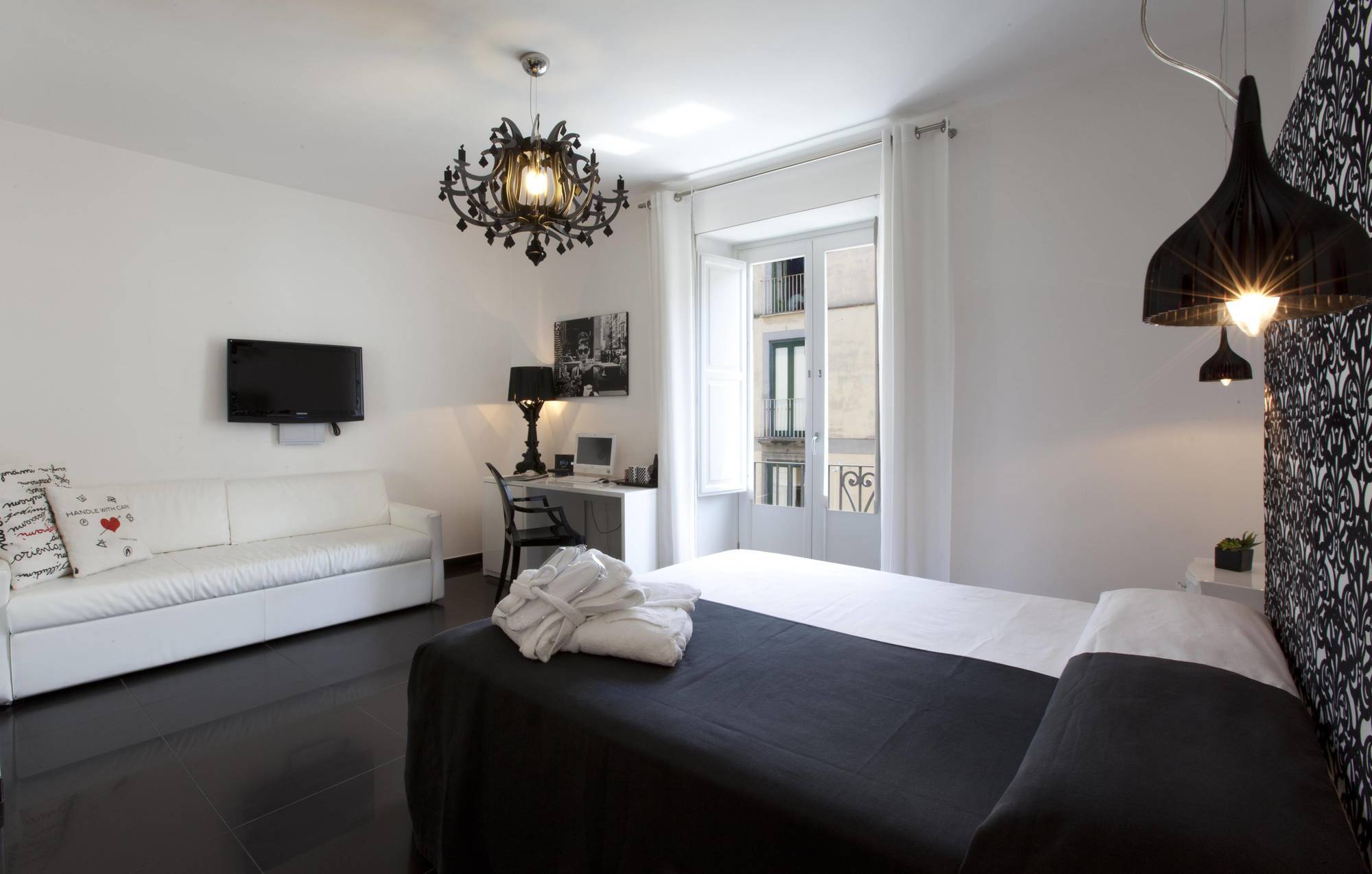Palazzo Tritone & Abagnale Bed & Breakfast