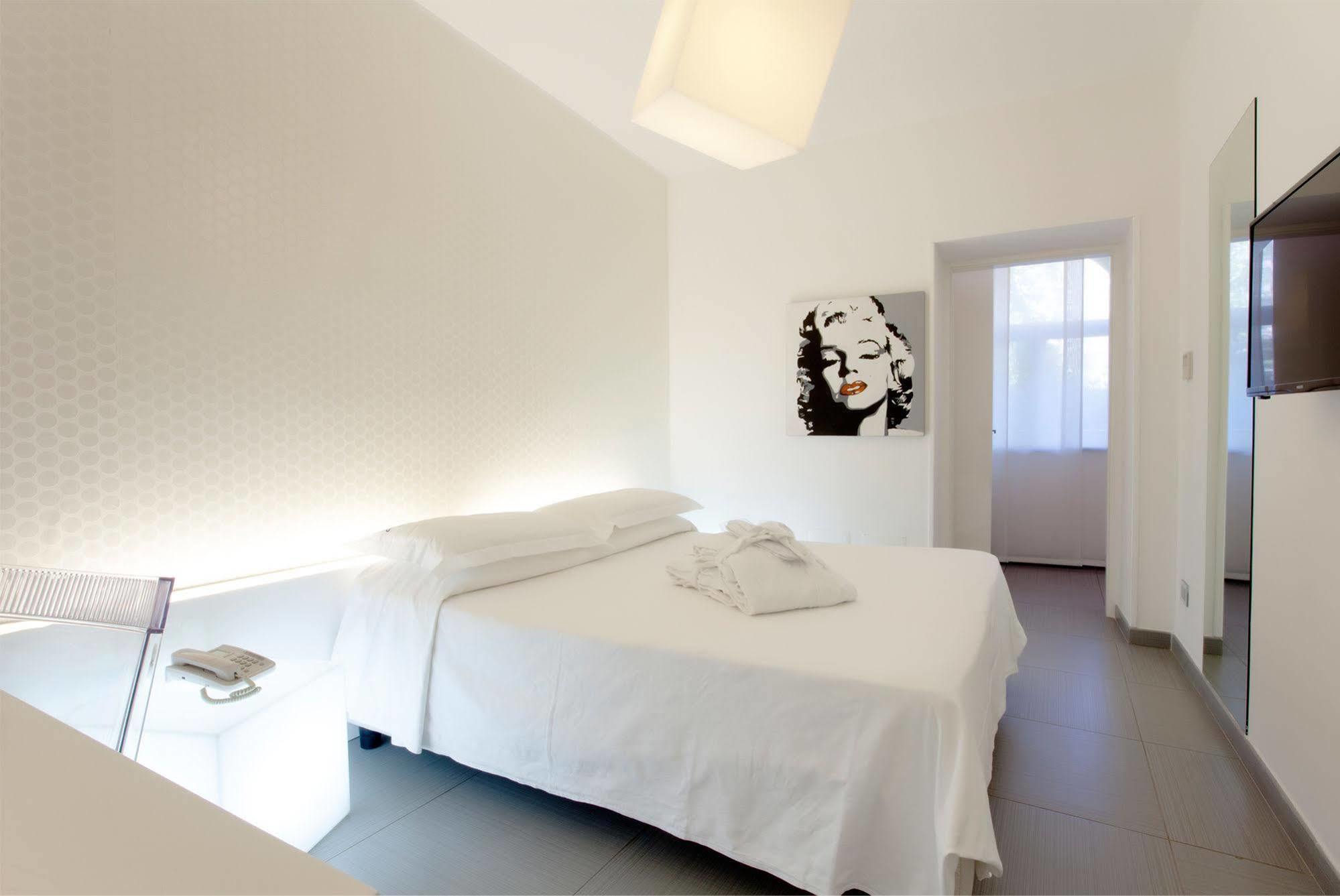 Palazzo Tritone & Abagnale 3*