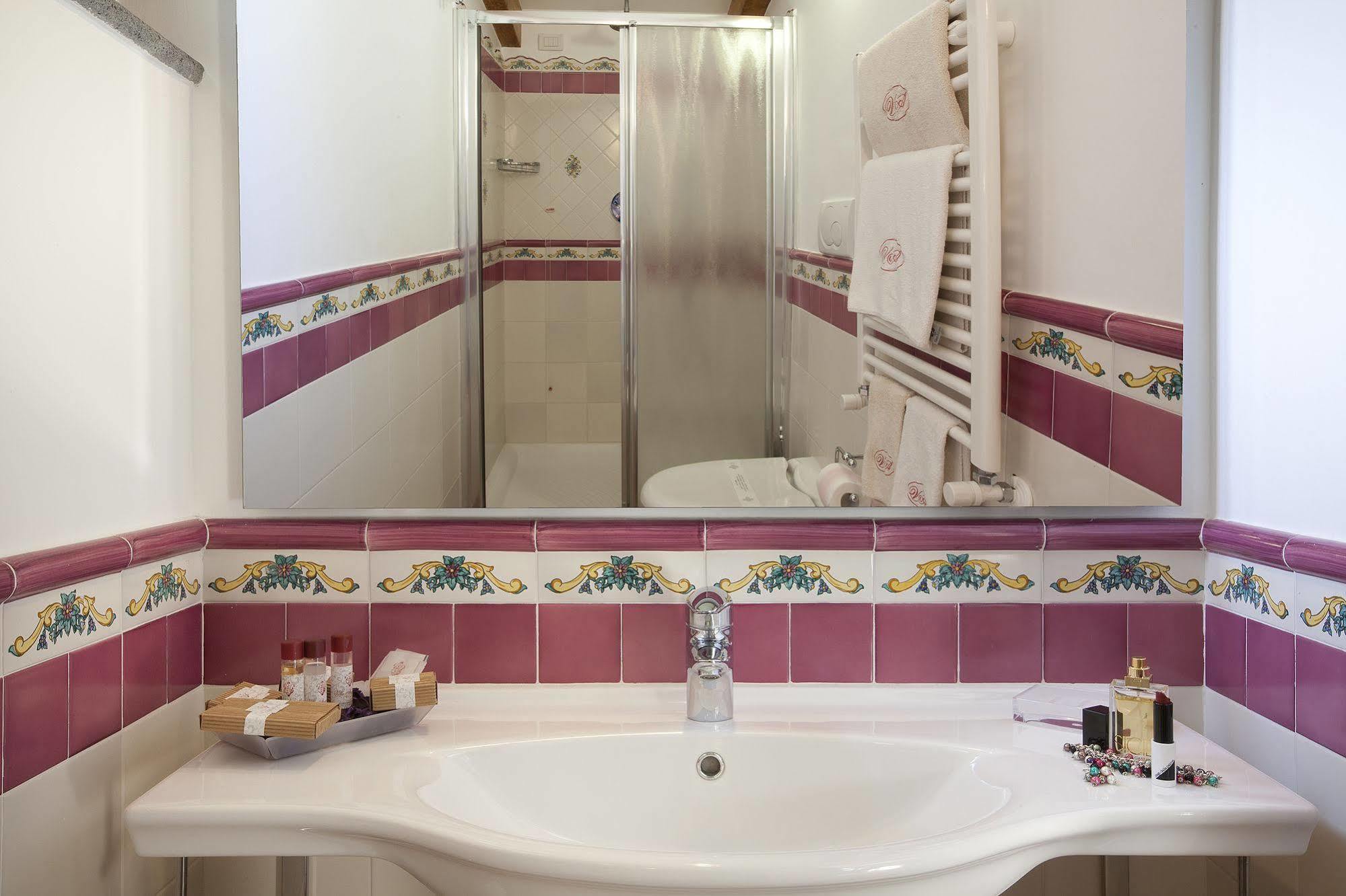 Relais Angiolina 3*