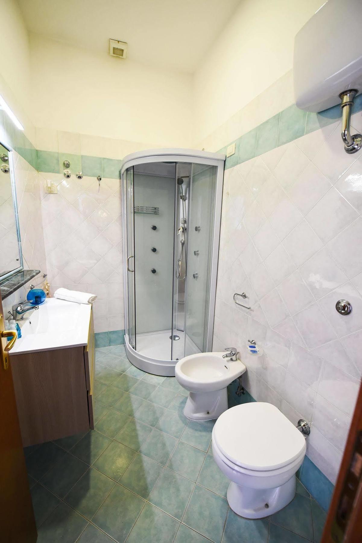 Guest house Diana 2*