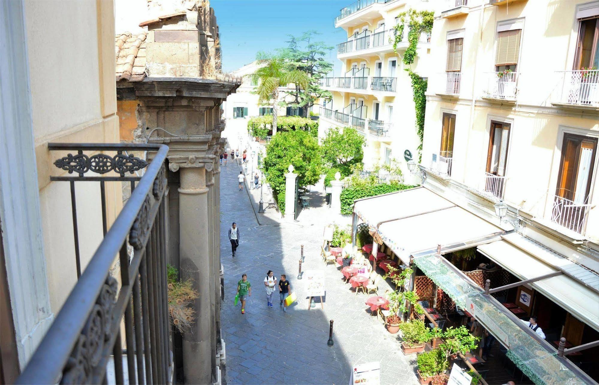 1878 3* Sorrento