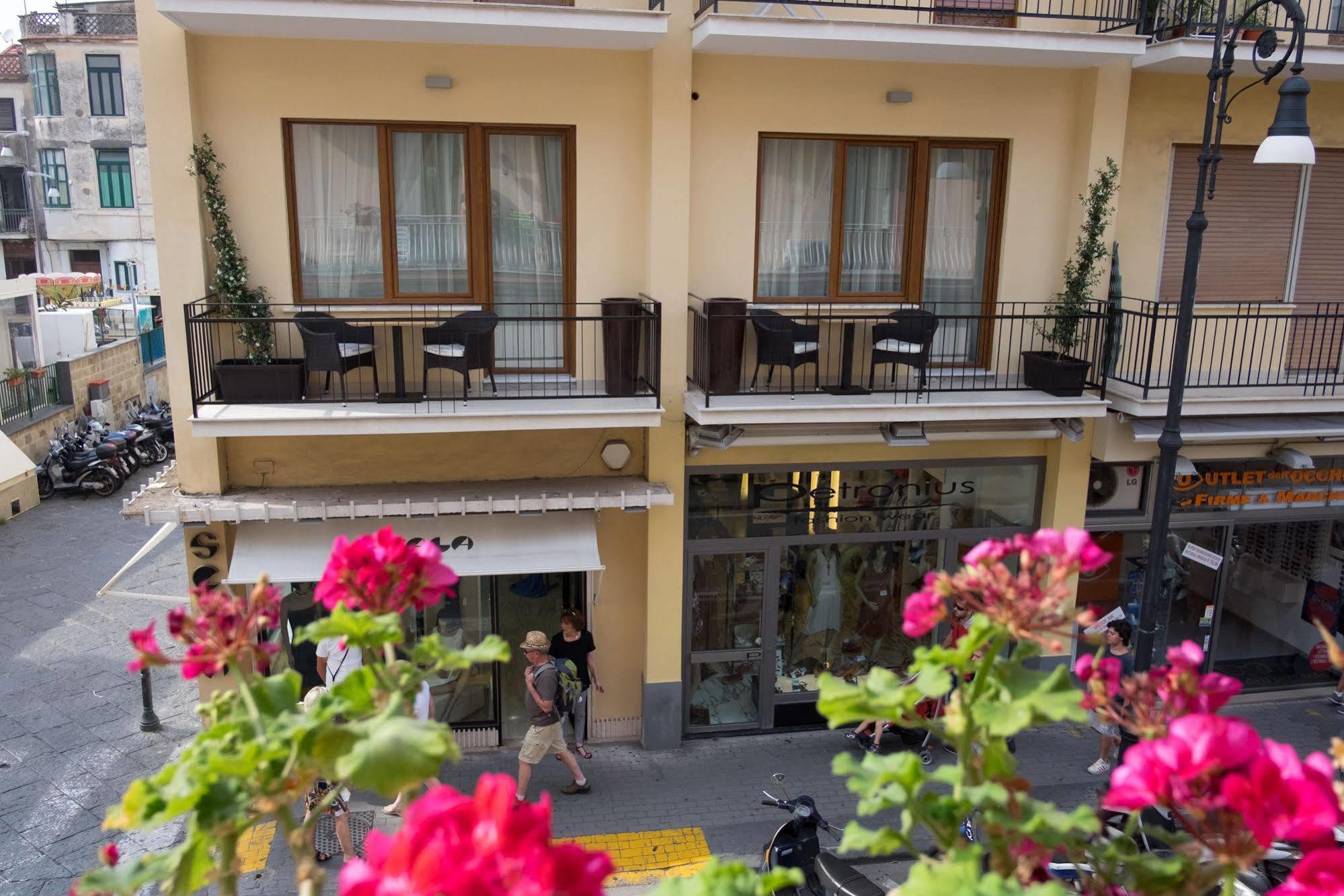 Dea Sorrento