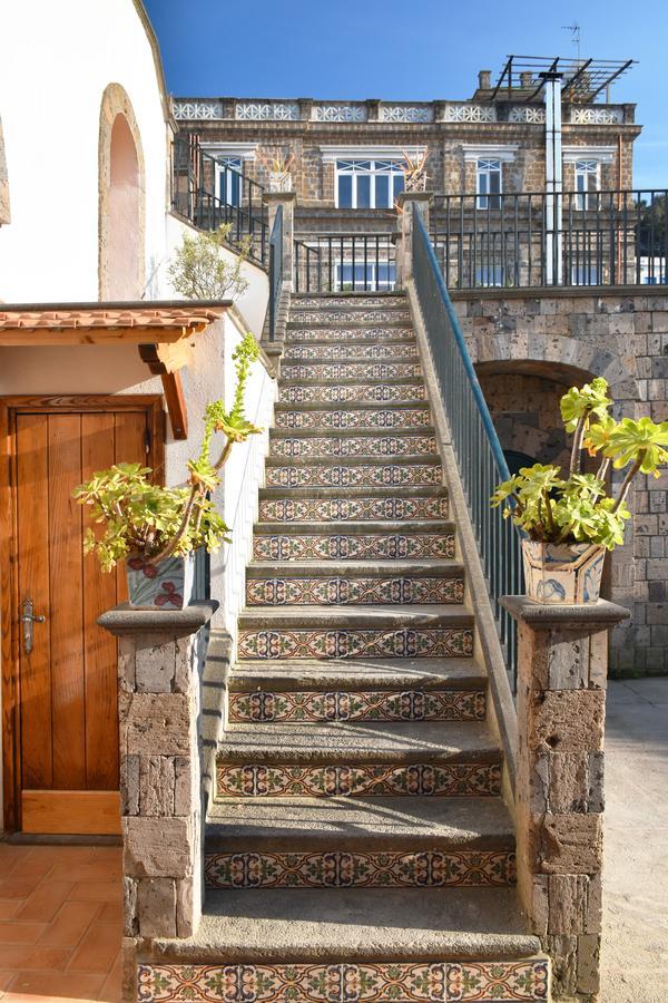 Casa Lucia Bed & Breakfast *