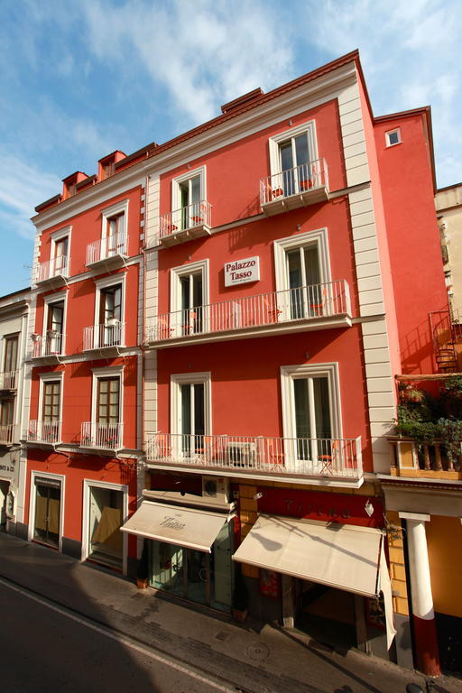 Palazzo Tasso Bed & Breakfast