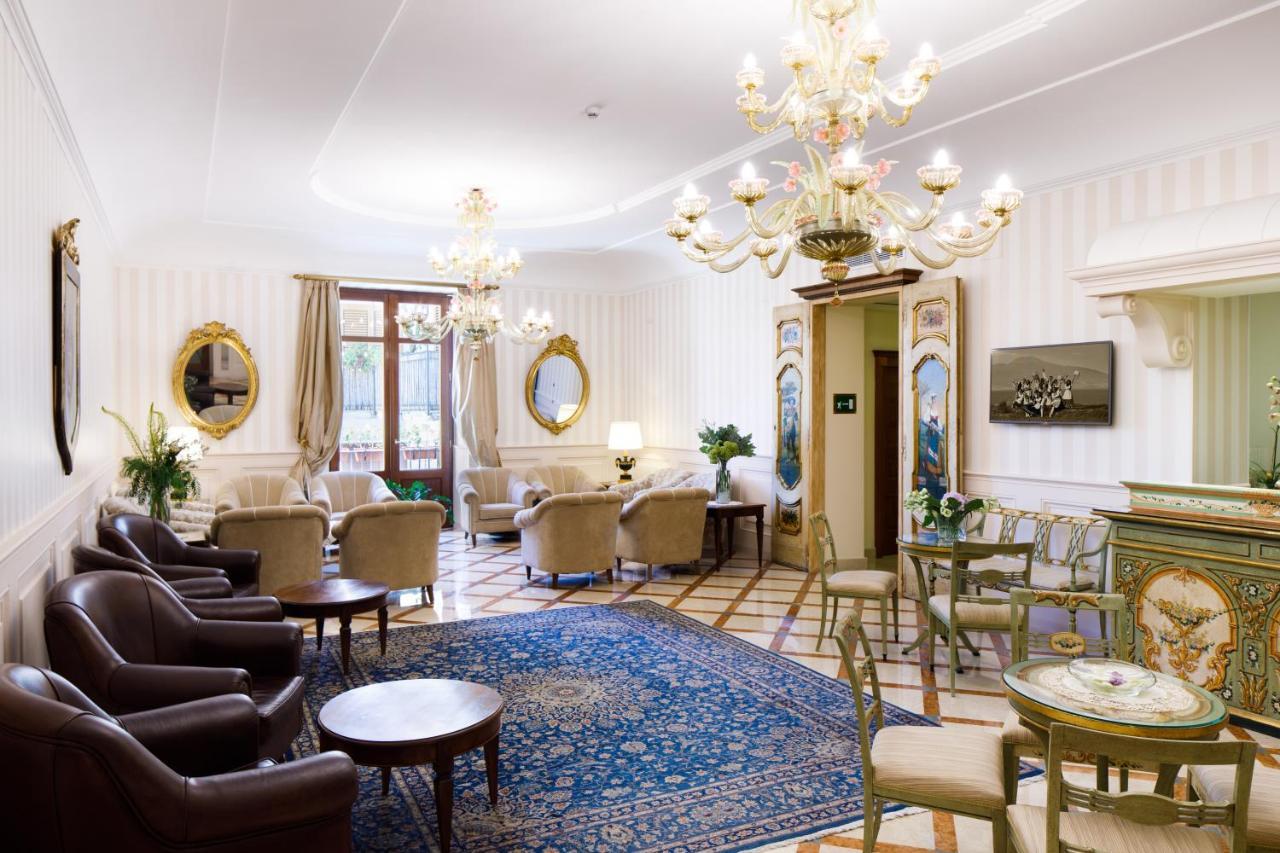Palazzo Guardati Hotel 4*