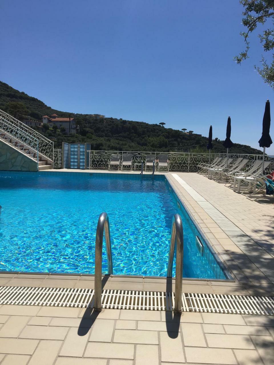 Dania Hotel