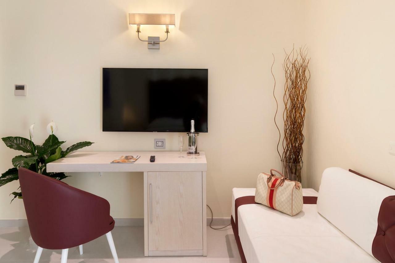 Bed & Breakfast Palazzo Tritone & Abagnale