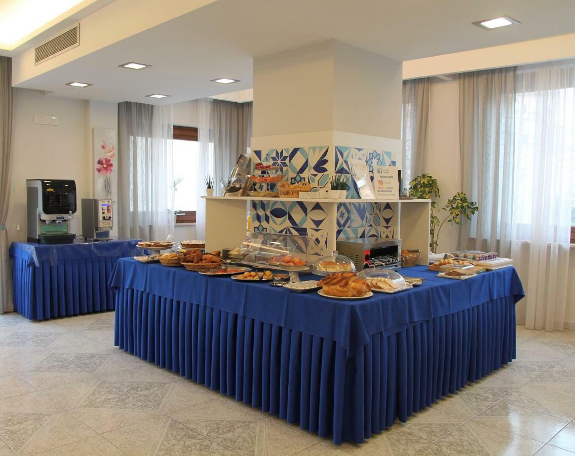 Hotel Leone