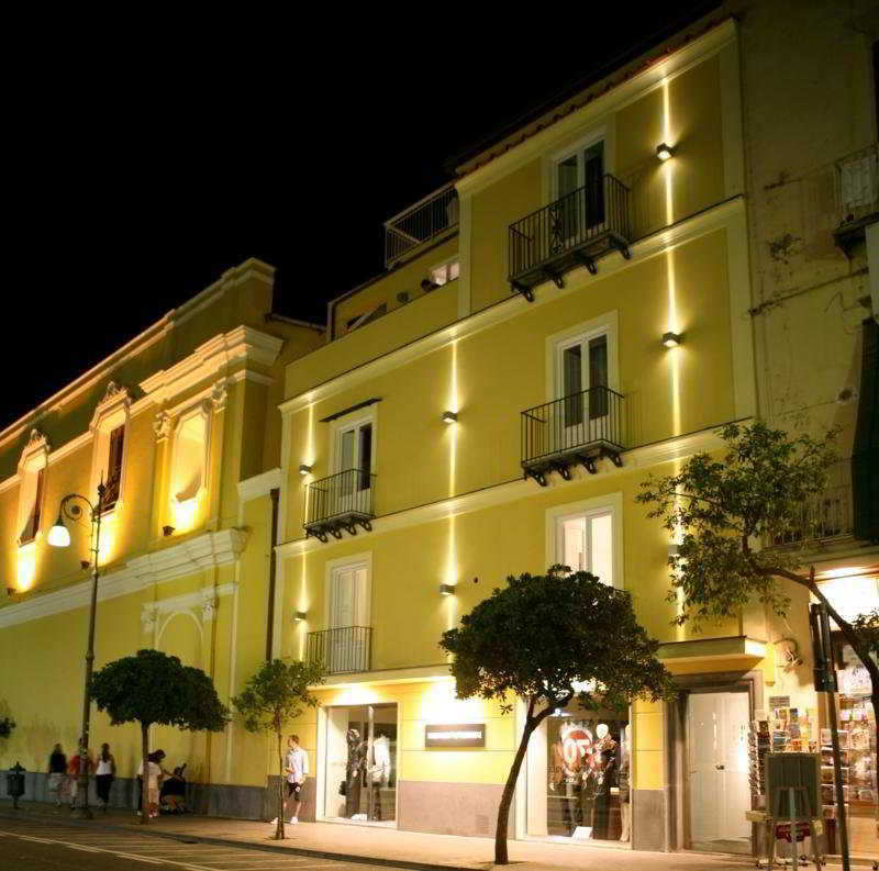 Palazzo Tritone & Abagnale