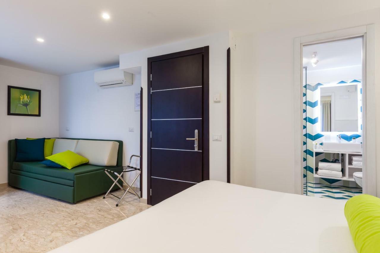Aparthotel Flats 2*