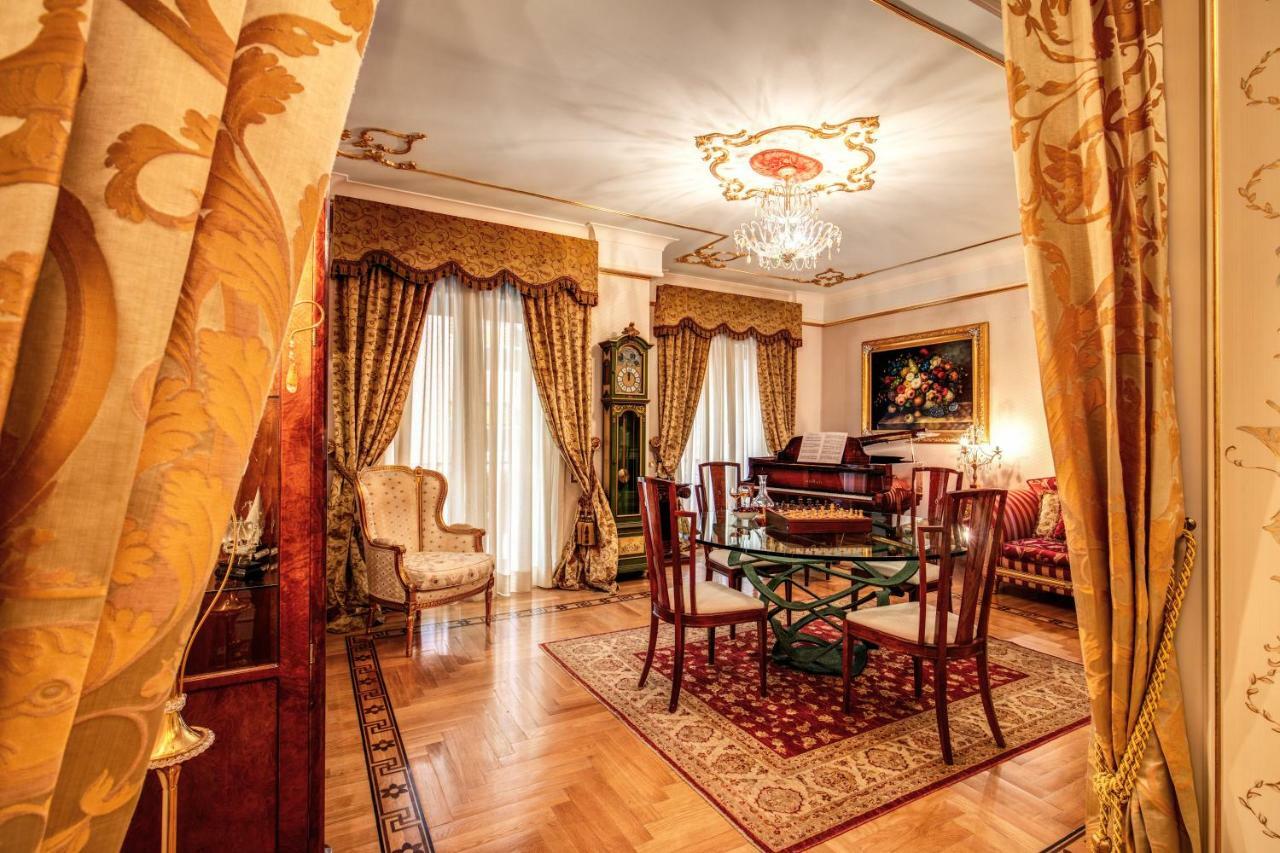 Domus Vittoria - The Luxury Quintessence Apartment