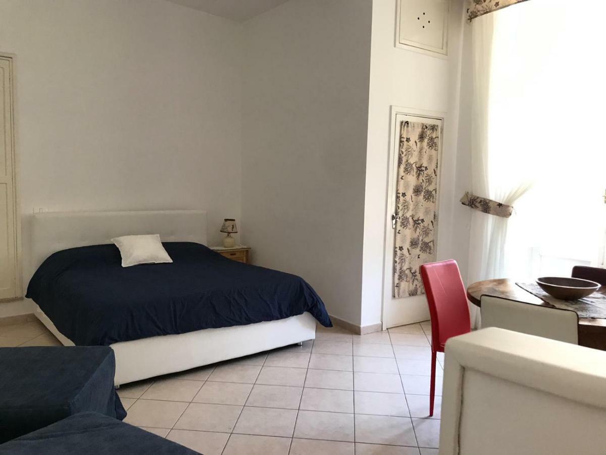 La Lampara Apartment *