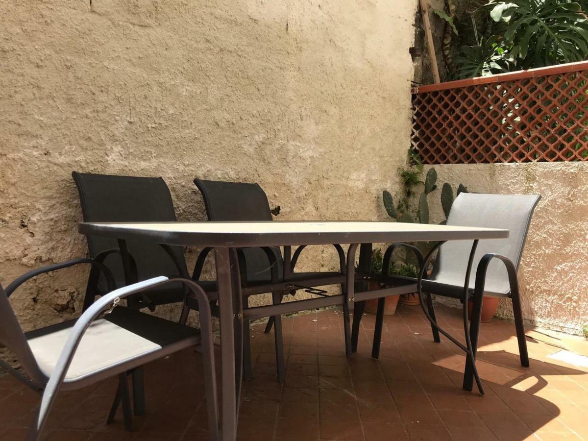 La Lampara Apartment *