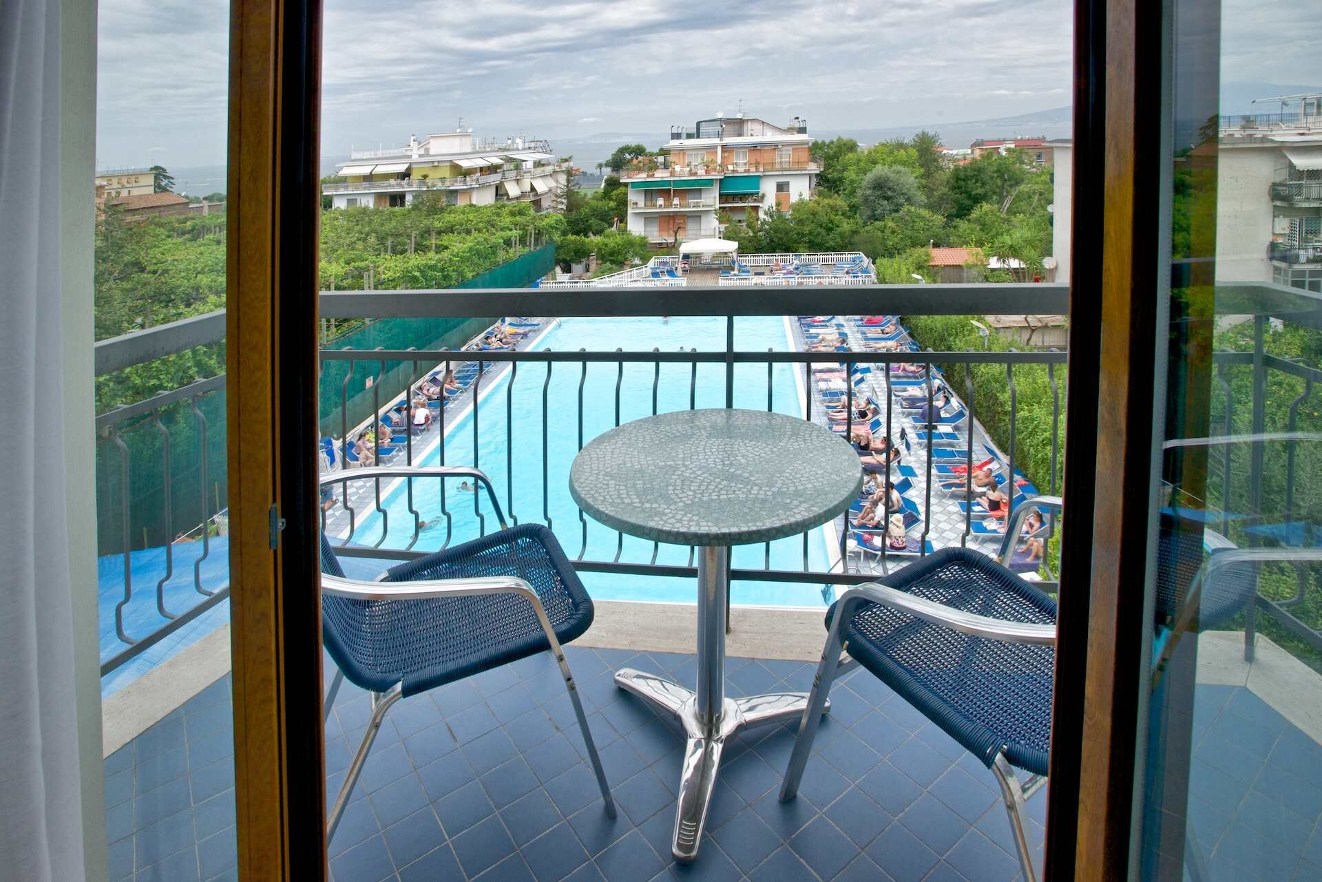 Hotel Grand Flora