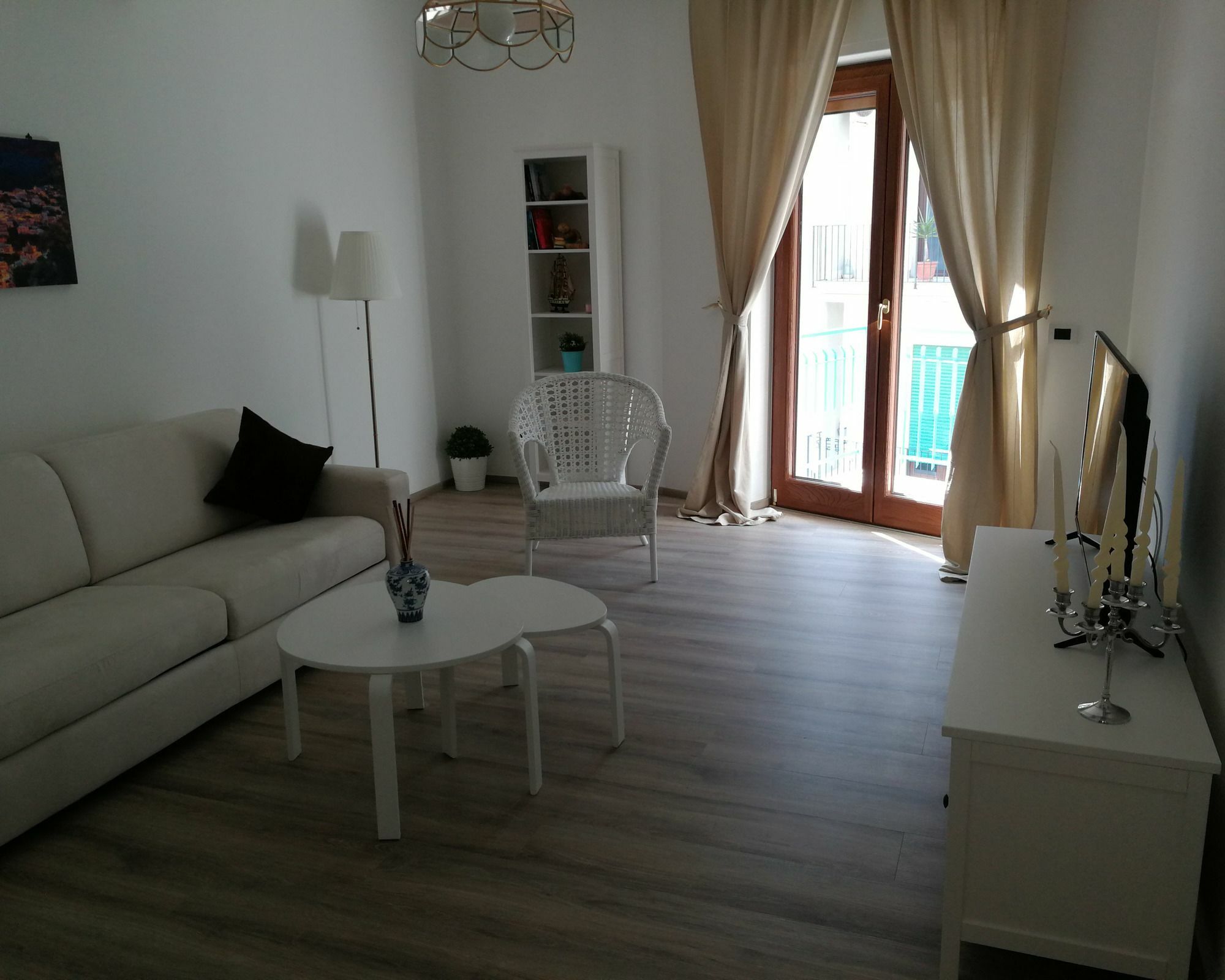 Lucy Apartment *
