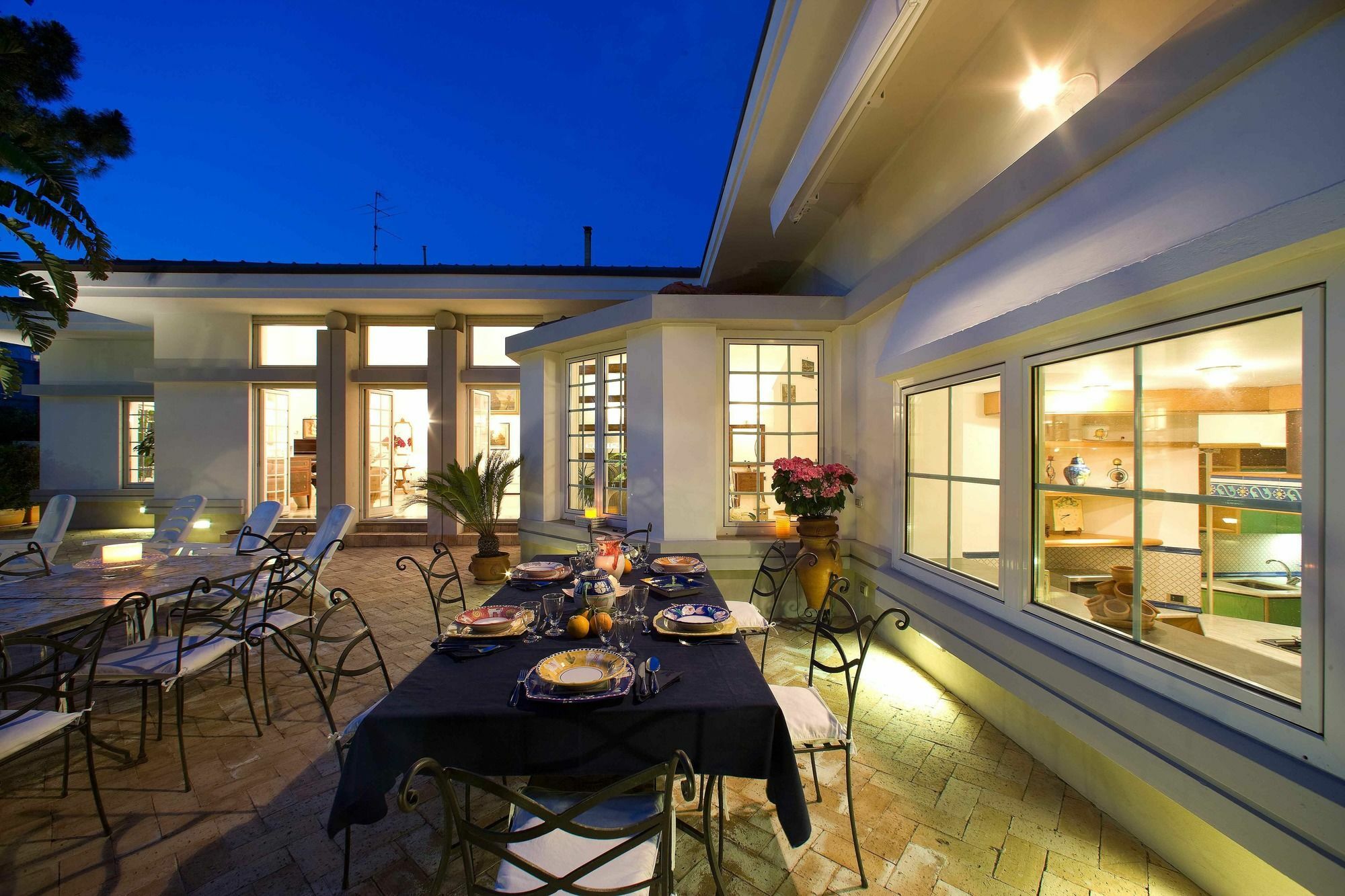 Jewel Villa *