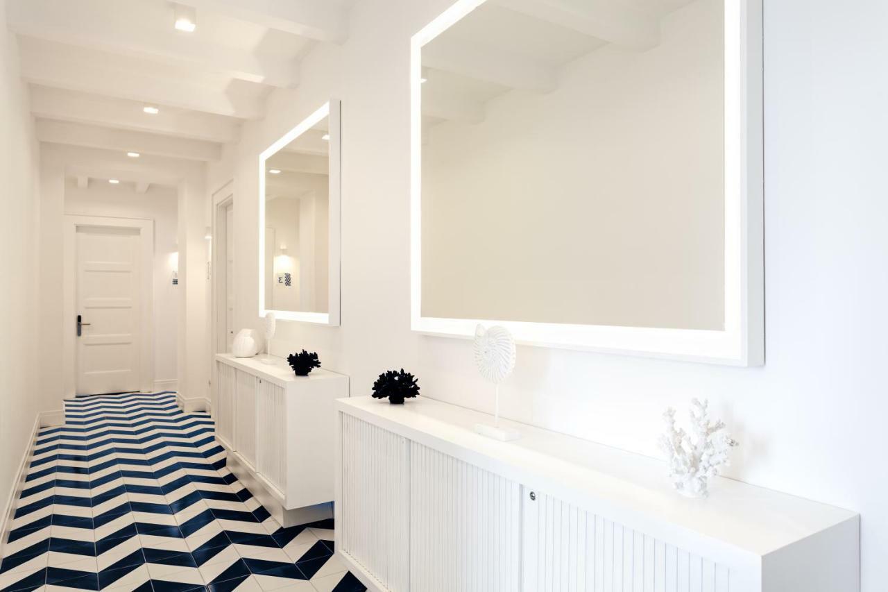 Maison Blu - Intimate Guest house