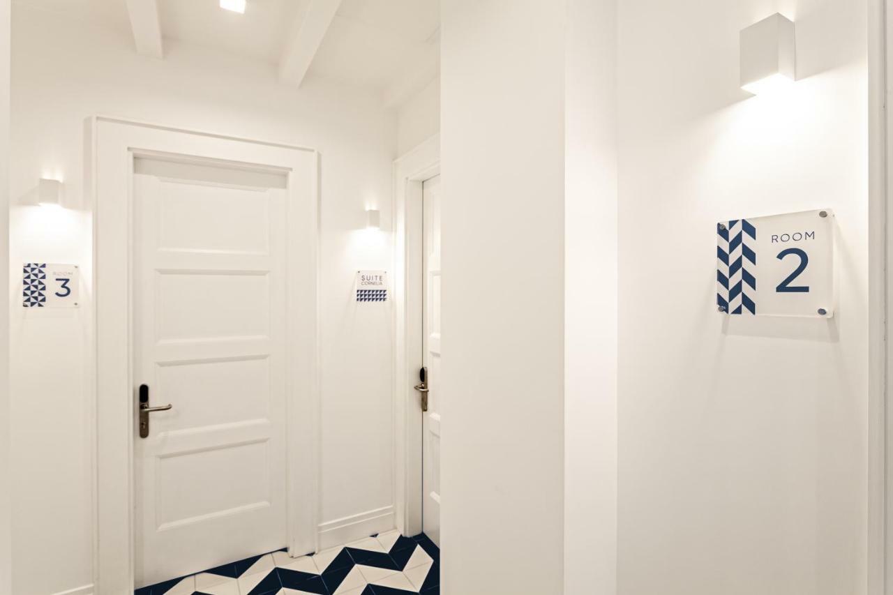 Maison Blu - Intimate