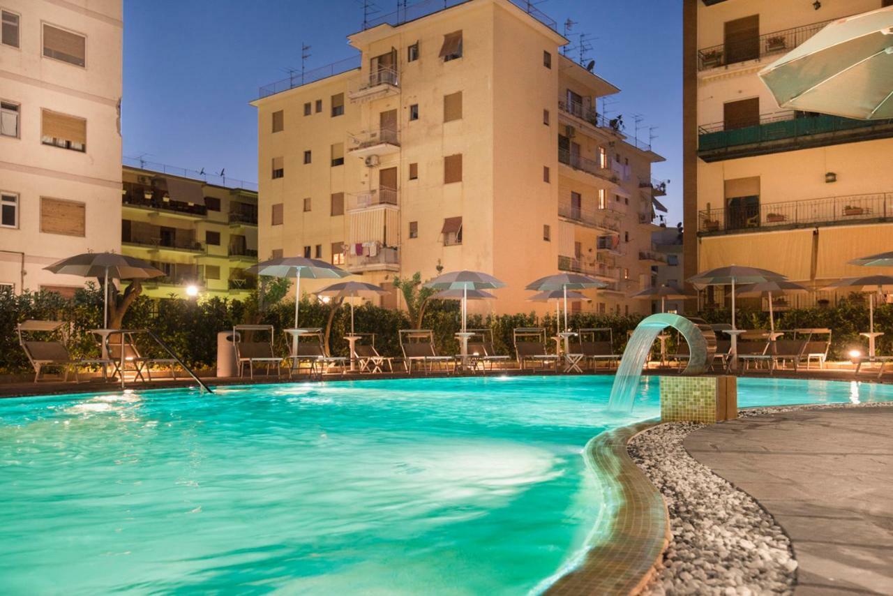 Leone Hotel 3*