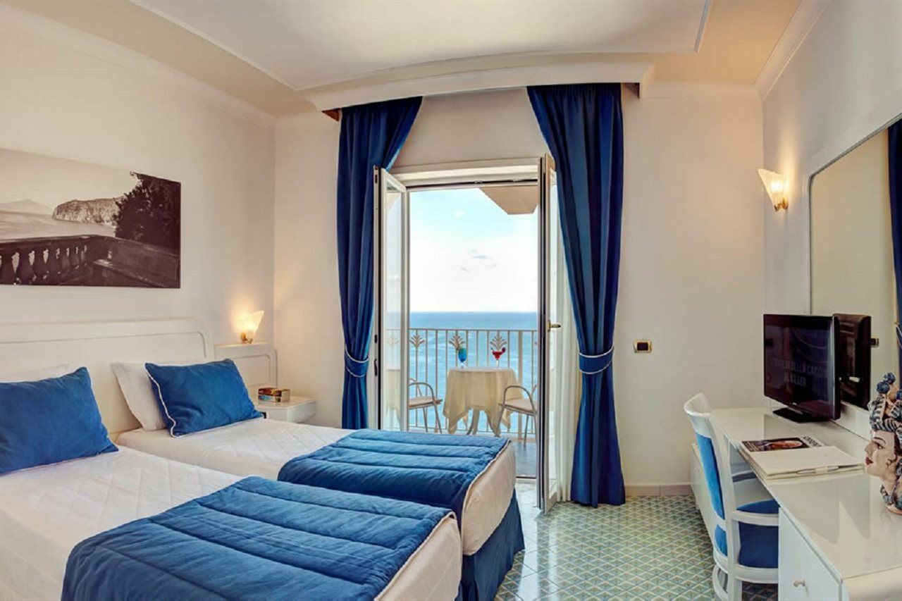 Grand Riviera 4* Sorrento