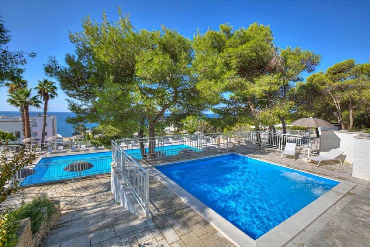 Hotel Grand Riviera 4*