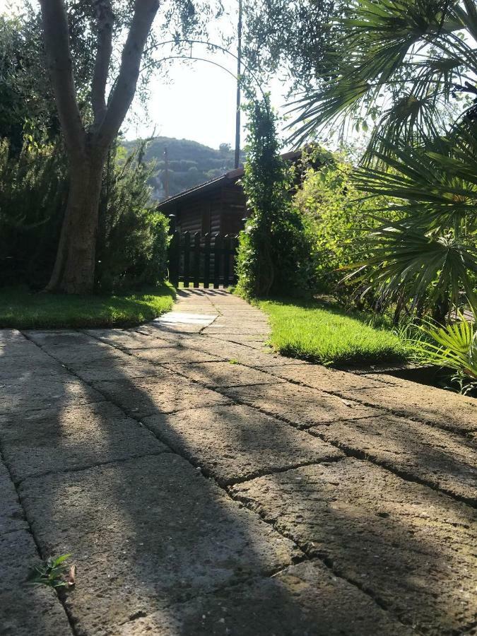 Lidia Bed & Breakfast 3*